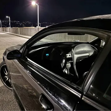 2000 Ford Mustang