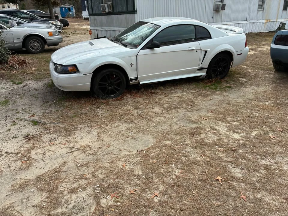2000 Ford SN95 Mustang - Image 3 of 3