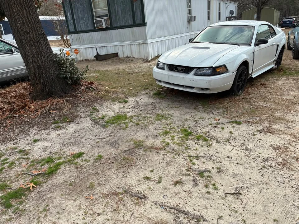 2000 Ford SN95 Mustang - Image 2 of 3