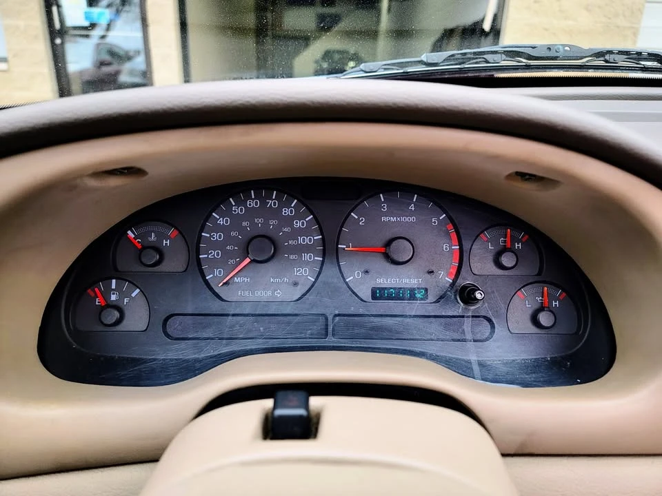 2000 Ford SN95 Mustang - Image 8 of 20