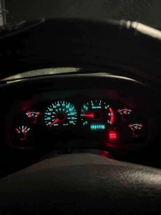2000 Ford SN95 Mustang - Image 7 of 9