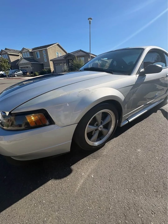 2000 Ford SN95 Mustang - Image 2 of 10