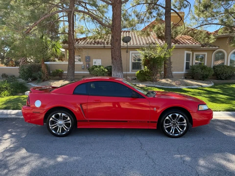 2000 Ford SN95 Mustang - Image 2 of 17