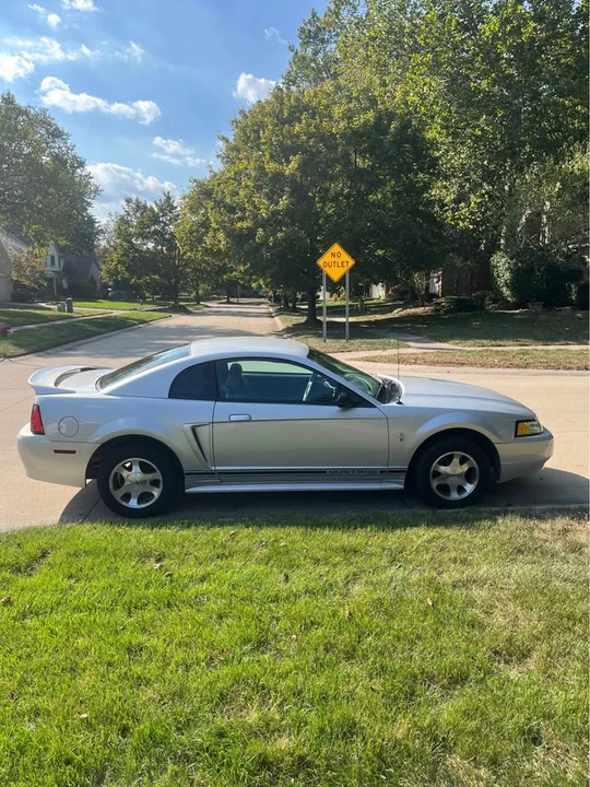 2000 Ford SN95 Mustang - Image 3 of 7