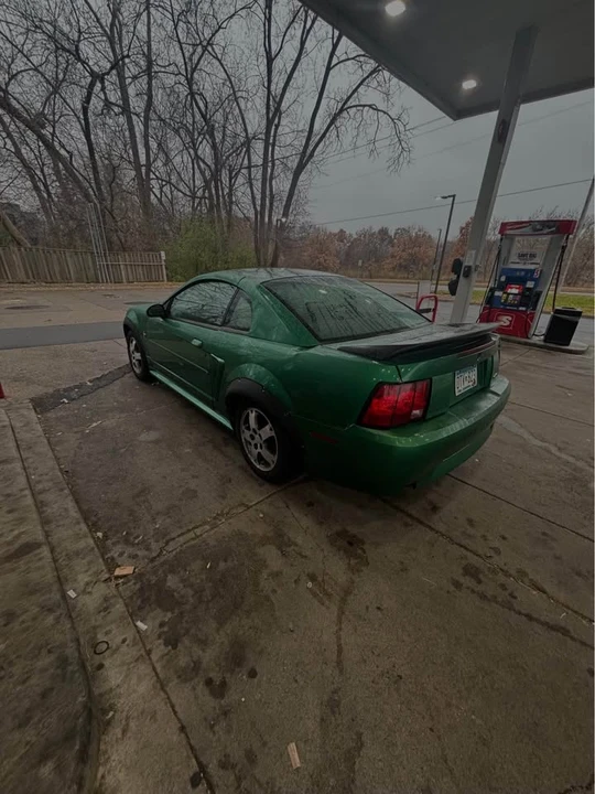 2000 Ford SN95 Mustang - Image 3 of 3