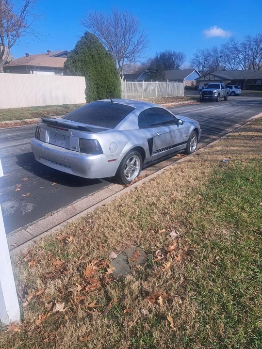 2000 Ford SN95 Mustang - Image 2 of 4