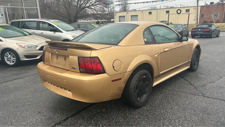 2000 Ford SN95 Mustang - Image 5 of 9