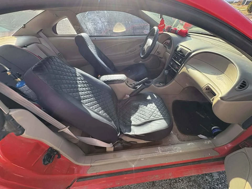 2000 Ford SN95 Mustang - Image 3 of 3