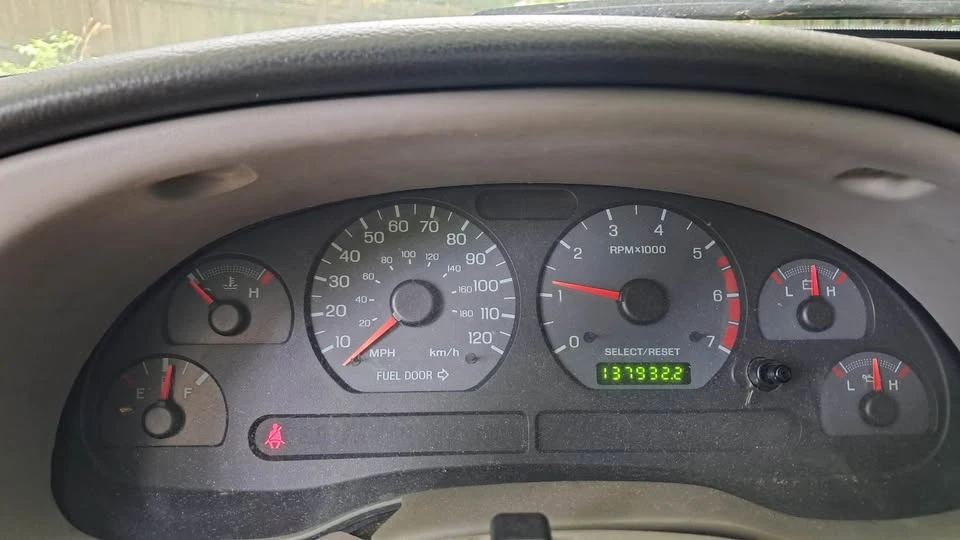 2000 Ford SN95 Mustang - Image 3 of 10