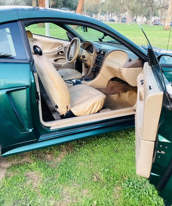 2000 Ford SN95 Mustang - Image 4 of 11