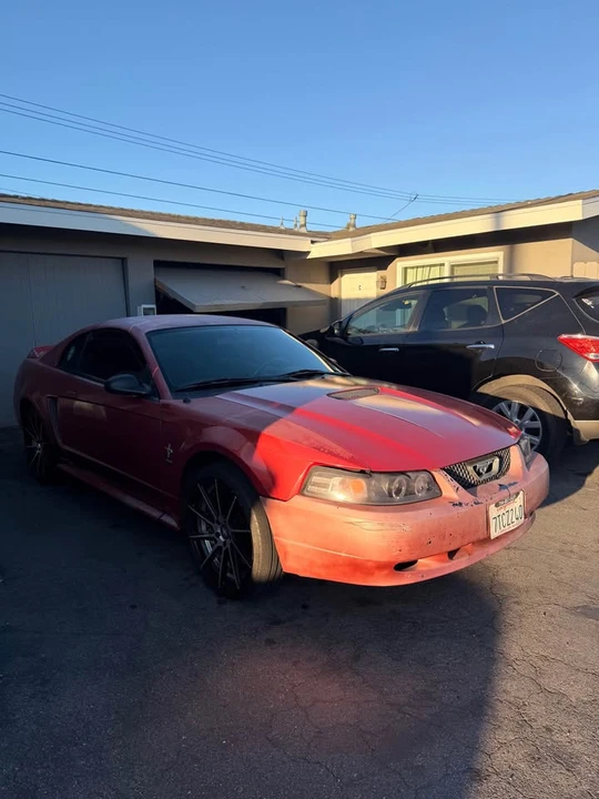 2000 Ford SN95 Mustang - Image 2 of 6
