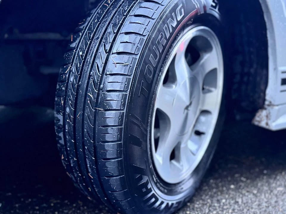 2000 Ford SN95 Mustang - Image 14 of 16