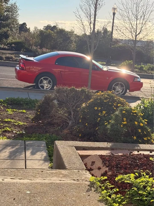 2000 Ford SN95 Mustang - Image 6 of 8