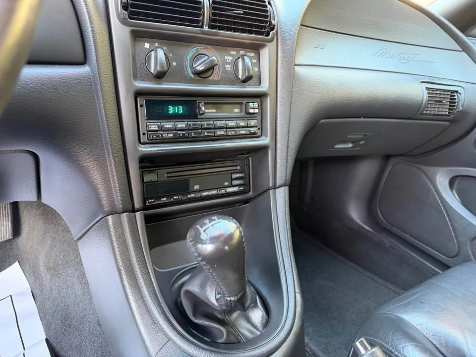 2000 Ford SN95 Mustang - Image 9 of 11