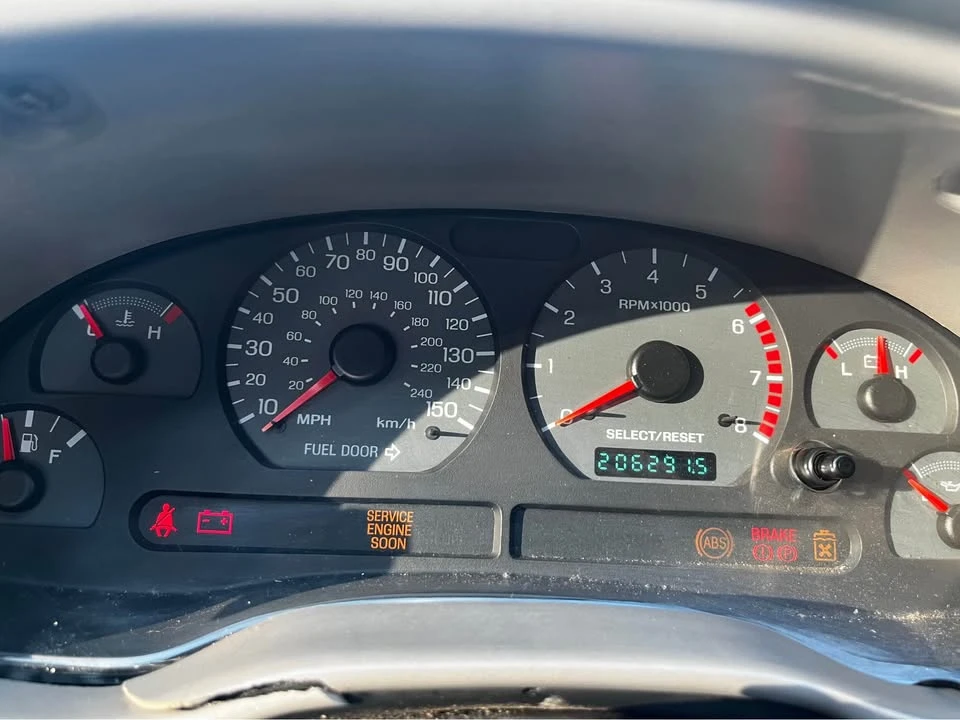 2000 Ford SN95 Mustang - Image 5 of 9