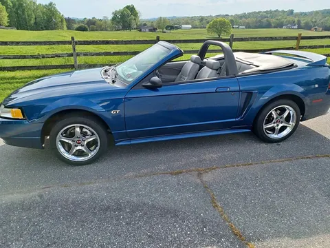 2000 Ford Mustang GT Convertible