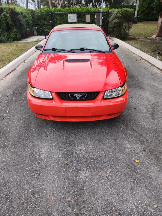 2000 Ford SN95 Mustang - Image 8 of 9