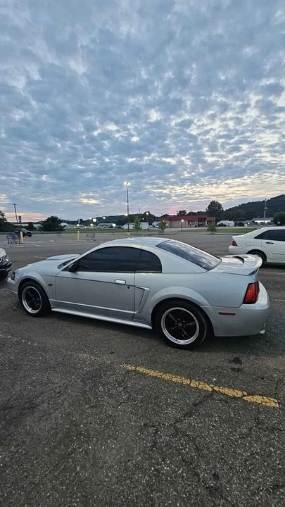2000 Ford SN95 Mustang - Image 2 of 4