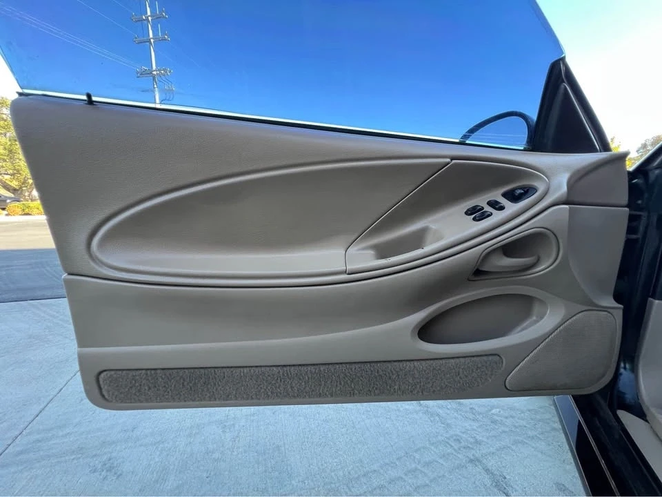 2000 Ford SN95 Mustang - Image 17 of 20