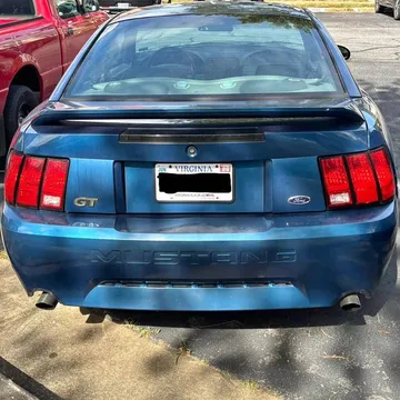 2000 Ford Mustang GT Coupe