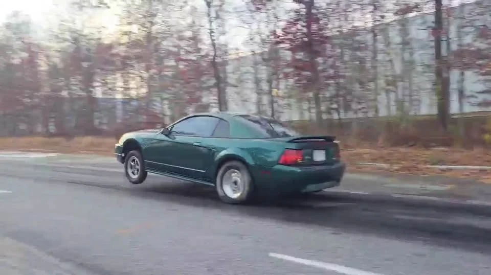 2000 Ford SN95 Mustang - Image 9 of 13