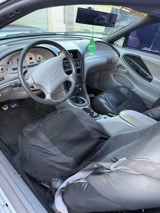 2000 Ford SN95 Mustang - Image 2 of 3