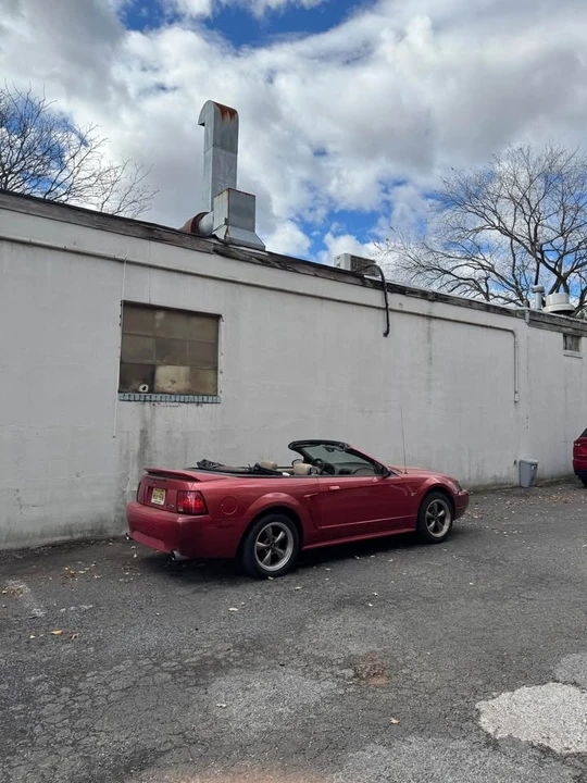 2000 Ford SN95 Mustang - Image 2 of 4