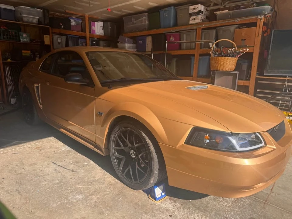 2000 Ford SN95 Mustang - Image 2 of 10