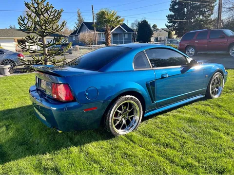2000 Ford Mustang GT Premium Coupe