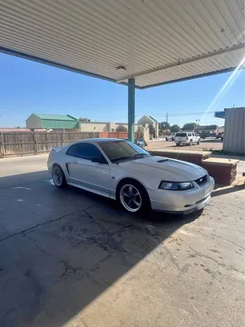 2000 Ford Mustang GT