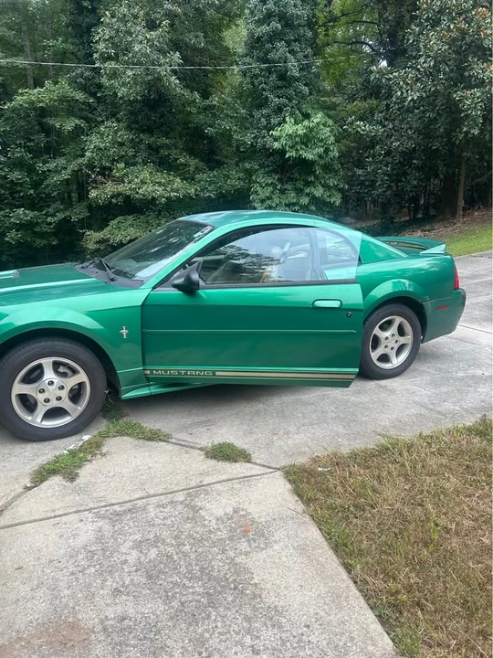 2000 Ford SN95 Mustang - Image 4 of 4