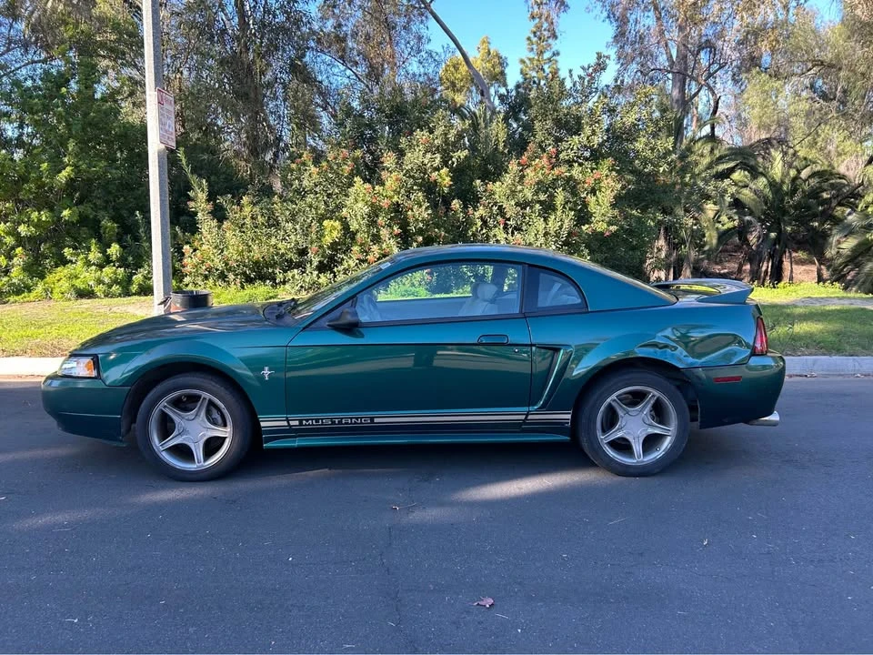 2000 Ford SN95 Mustang - Image 3 of 12