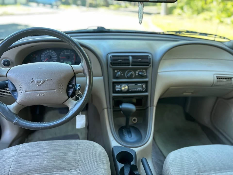 2000 Ford SN95 Mustang - Image 9 of 12