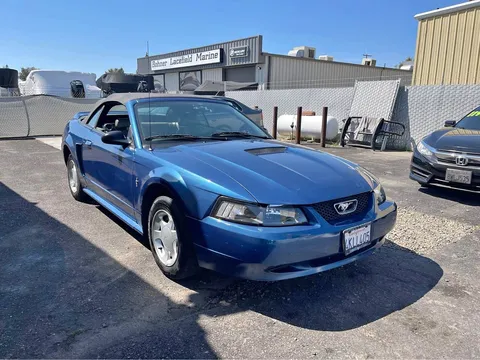 2000 Ford Mustang V6 Convertible