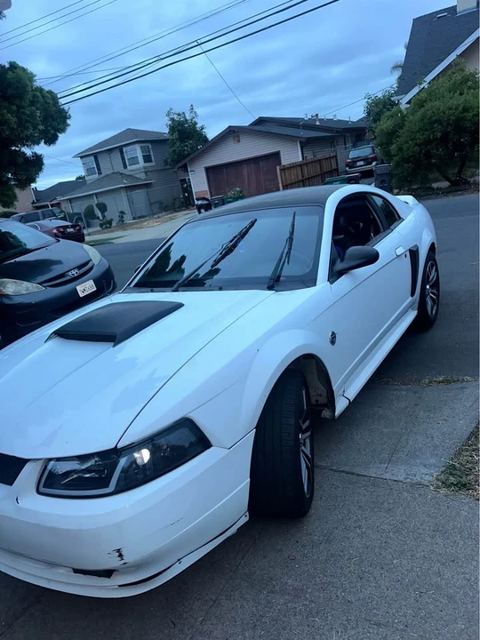 2000 Ford SN95 Mustang - Image 2 of 11