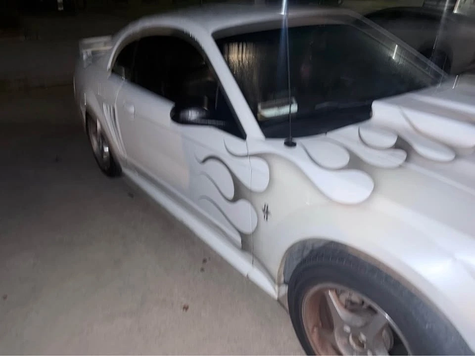 2000 Ford SN95 Mustang - Image 2 of 10