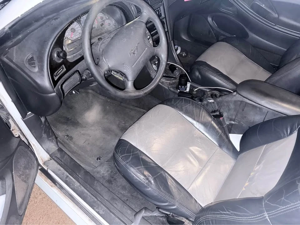 2000 Ford SN95 Mustang - Image 5 of 10