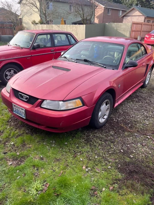 2000 Ford SN95 Mustang - Image 2 of 5
