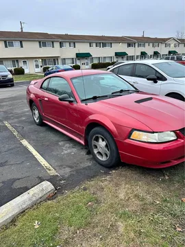 2000 Ford Mustang V6 Coupe