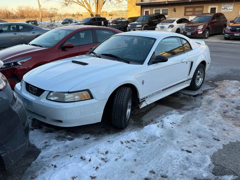 2000 Ford SN95 Mustang - Image 2 of 5