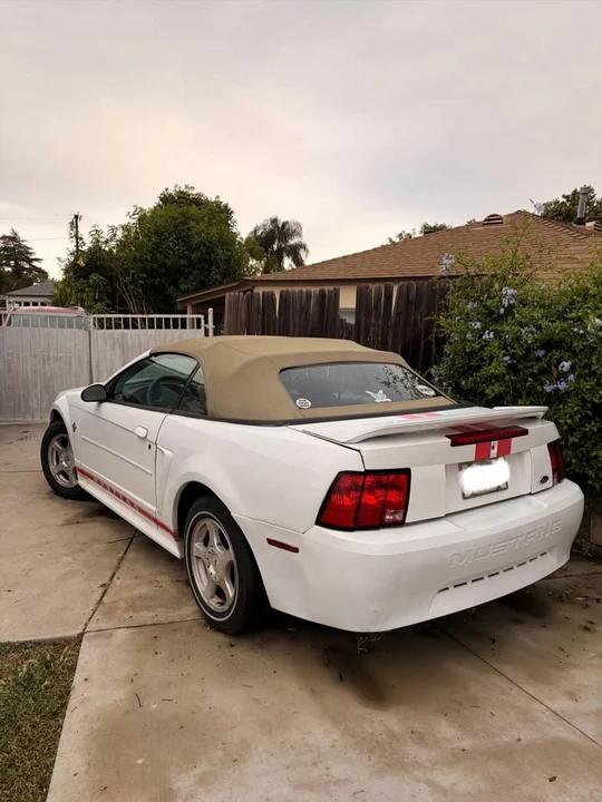 2000 Ford SN95 Mustang - Image 2 of 20