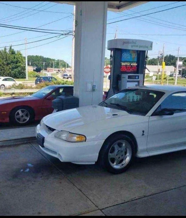 2000 Ford SN95 Mustang - Image 2 of 4
