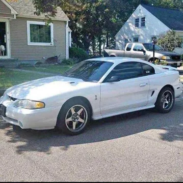 2000 Ford Mustang V6
