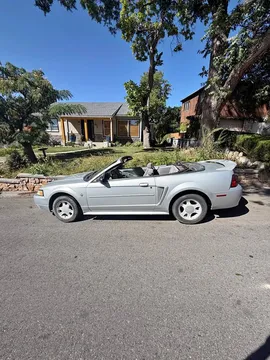 2000 Ford Mustang V6