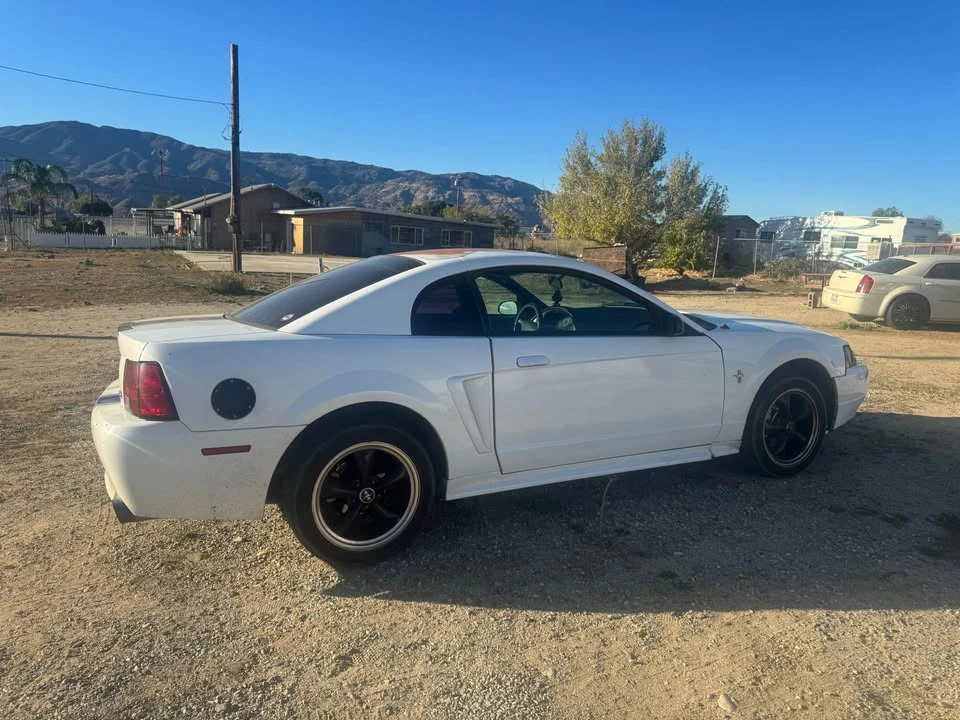 2000 Ford SN95 Mustang - Image 3 of 4