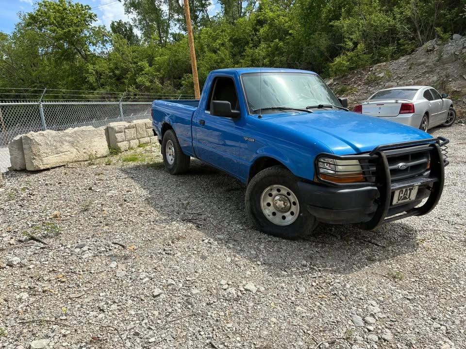 2000 Ford Ranger 3rd Gen - Image 3 of 8