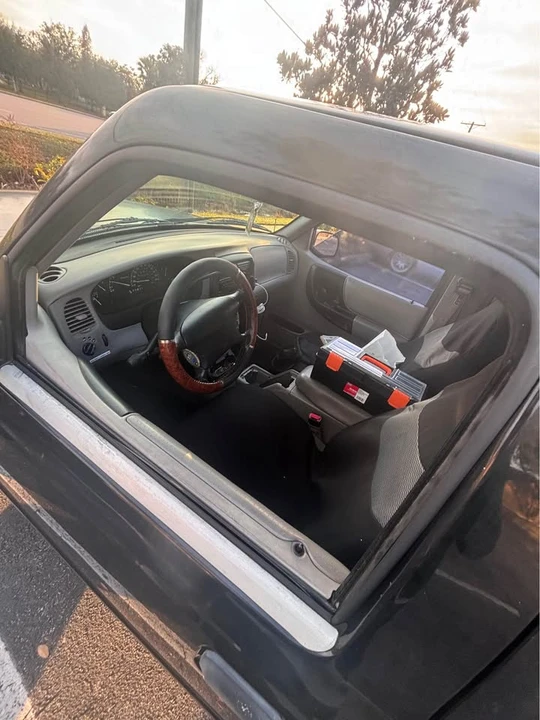 2000 Ford Ranger 2nd Gen - Image 6 of 6