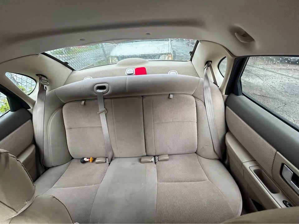 2000 Ford Taurus 4th Gen - Image 9 of 12