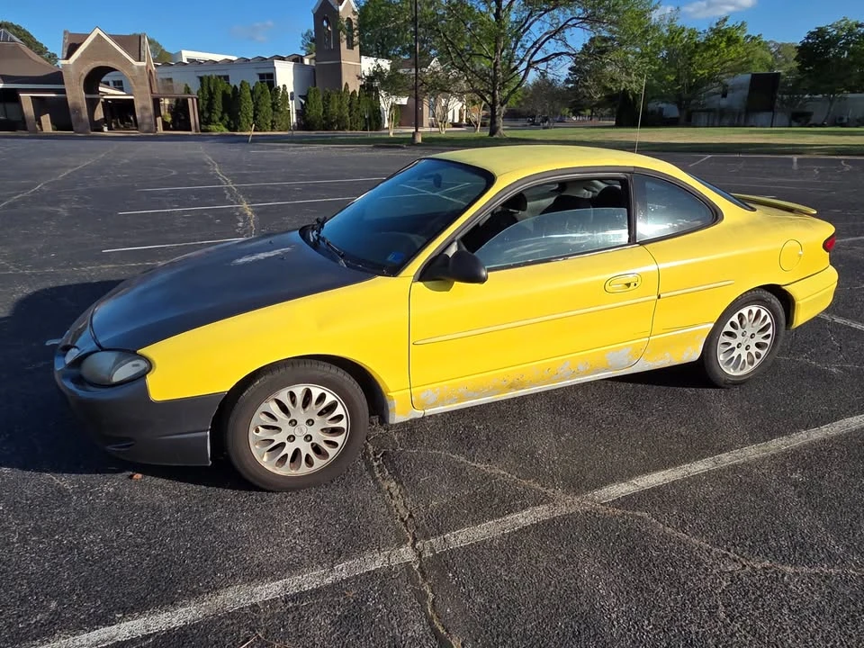 2000 Ford Escort (North America) - Image 6 of 19