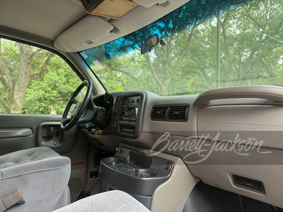 2000 GMC Savana - Image 15 of 26